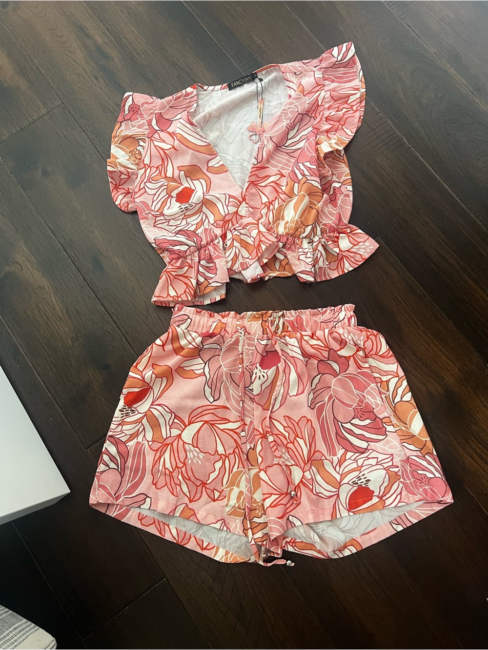 Fancyinn Womens Two Pieces Vacation Outfits Deep V Neck Ruffles Crop Top